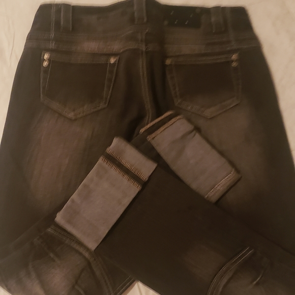 Women's Jeans - Picture 6 of 7